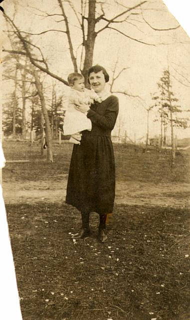 06 MOM & KEITH JR, CUMBERLAND, ~1920