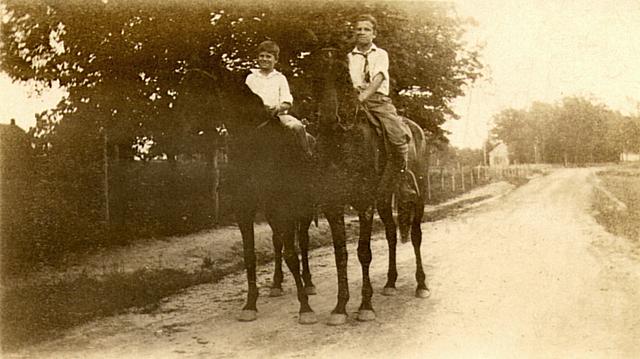 20 KEITH JR ON HORSE, DIRT RD BY CUMBERLAND HOUSE